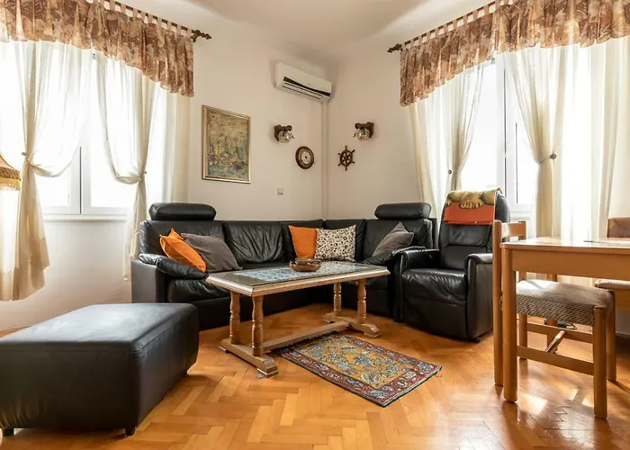 Kapo Apartment